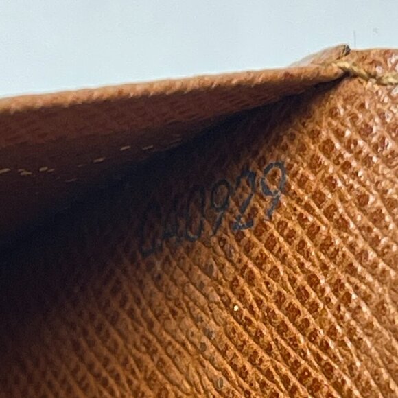 Louis Vuitton Vintage (1999) Monogram Porte-Monnaie Tresor Wallet - Preowned - Picture 12 of 15